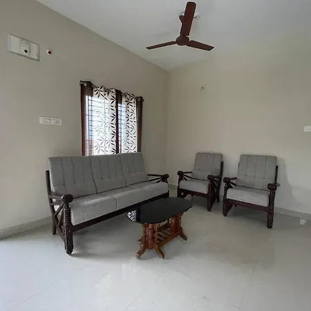Ssn Home Stays In Tirupati Near Alipiri Exterior photo