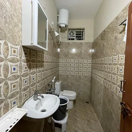 Ssn Home Stays In Tirupati Near Alipiri Exterior photo