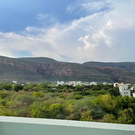 Ssn Home Stays In Tirupati Near Alipiri Exterior photo